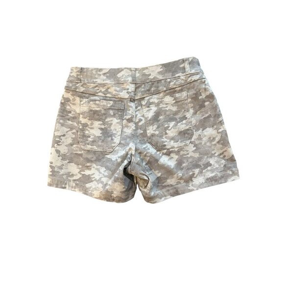 Spanx Womens Camo Print High-Waisted Shorts M Medium Cotton Blend NWT - Picture 4 of 5